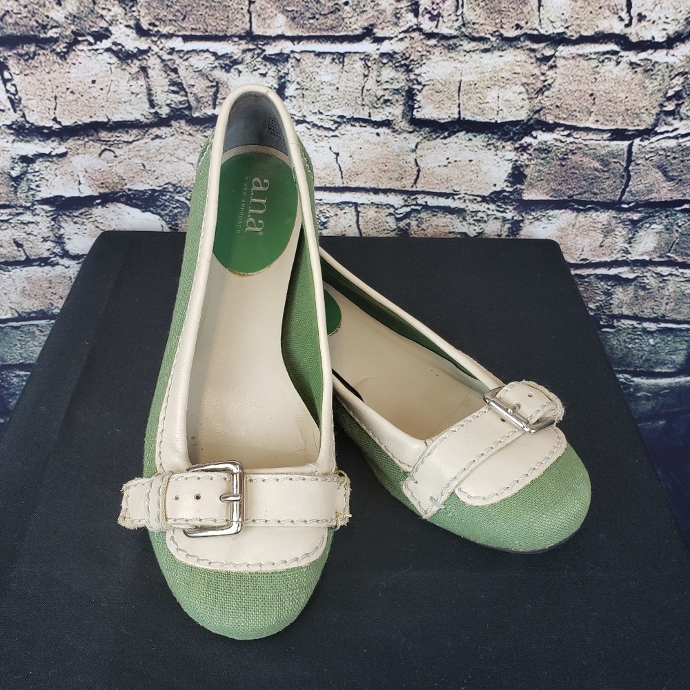 a.n.a. Ballet Flats